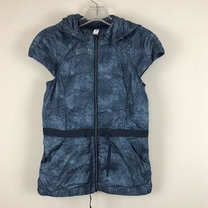 LuluLemon Zip Up shirt vest with hoodie.